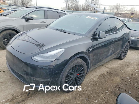Tesla Model Y 2023 - Image 1 of 12