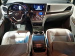 Toyota Sienna 2016