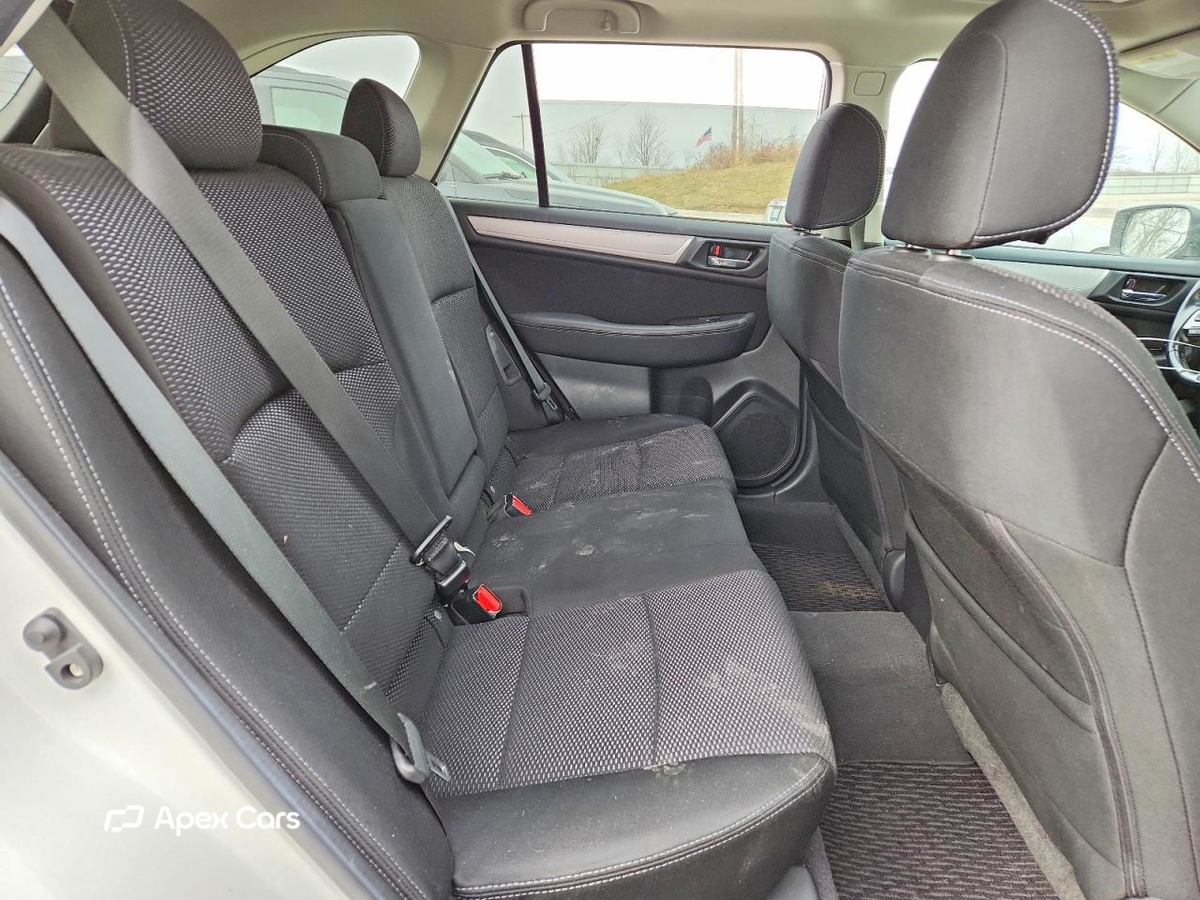 Subaru Outback 2015