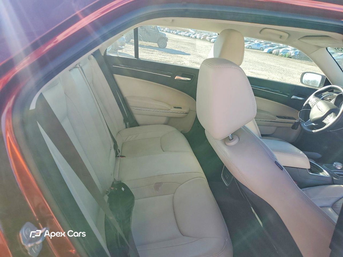 Chrysler 300 2016