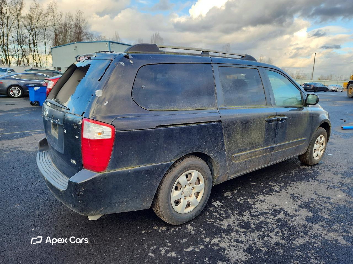 Kia Sedona 2008