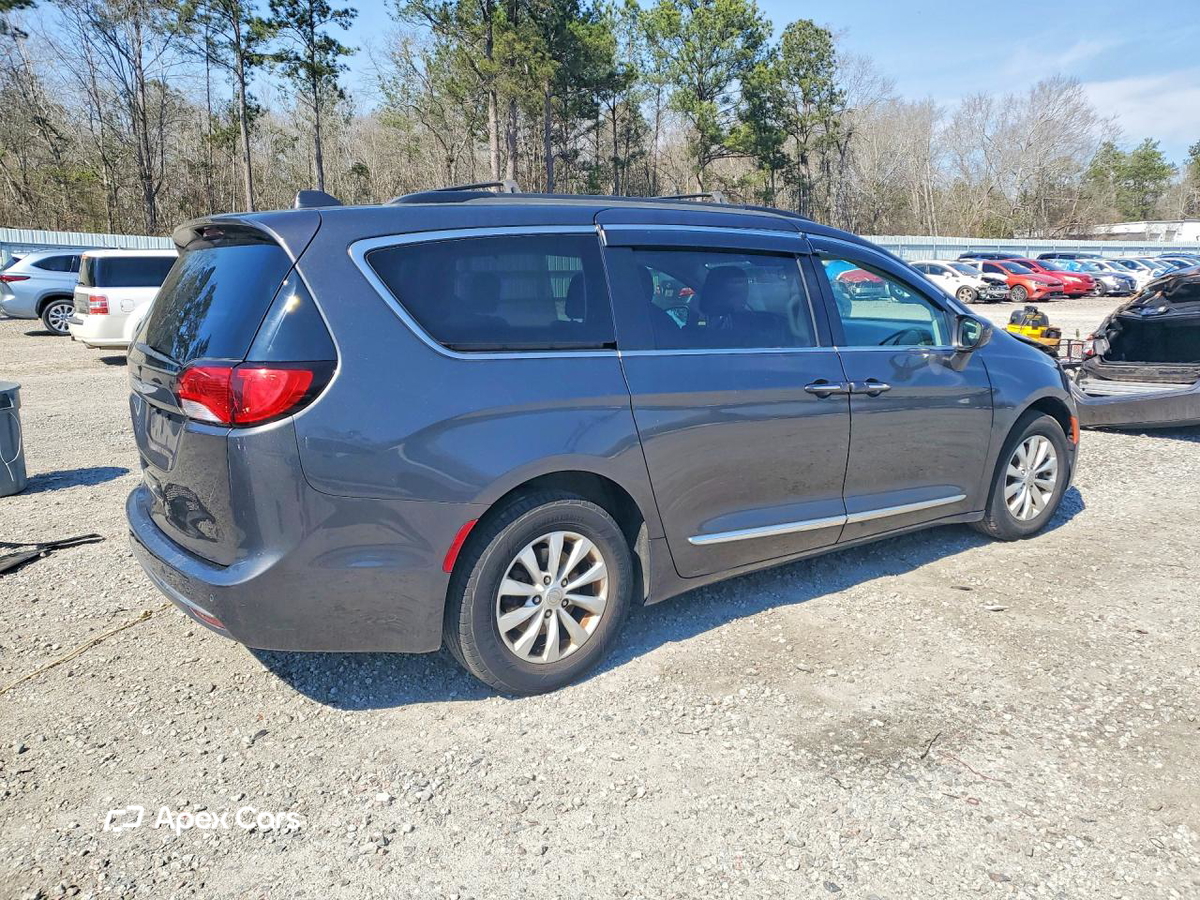 Chrysler Pacifica 2017