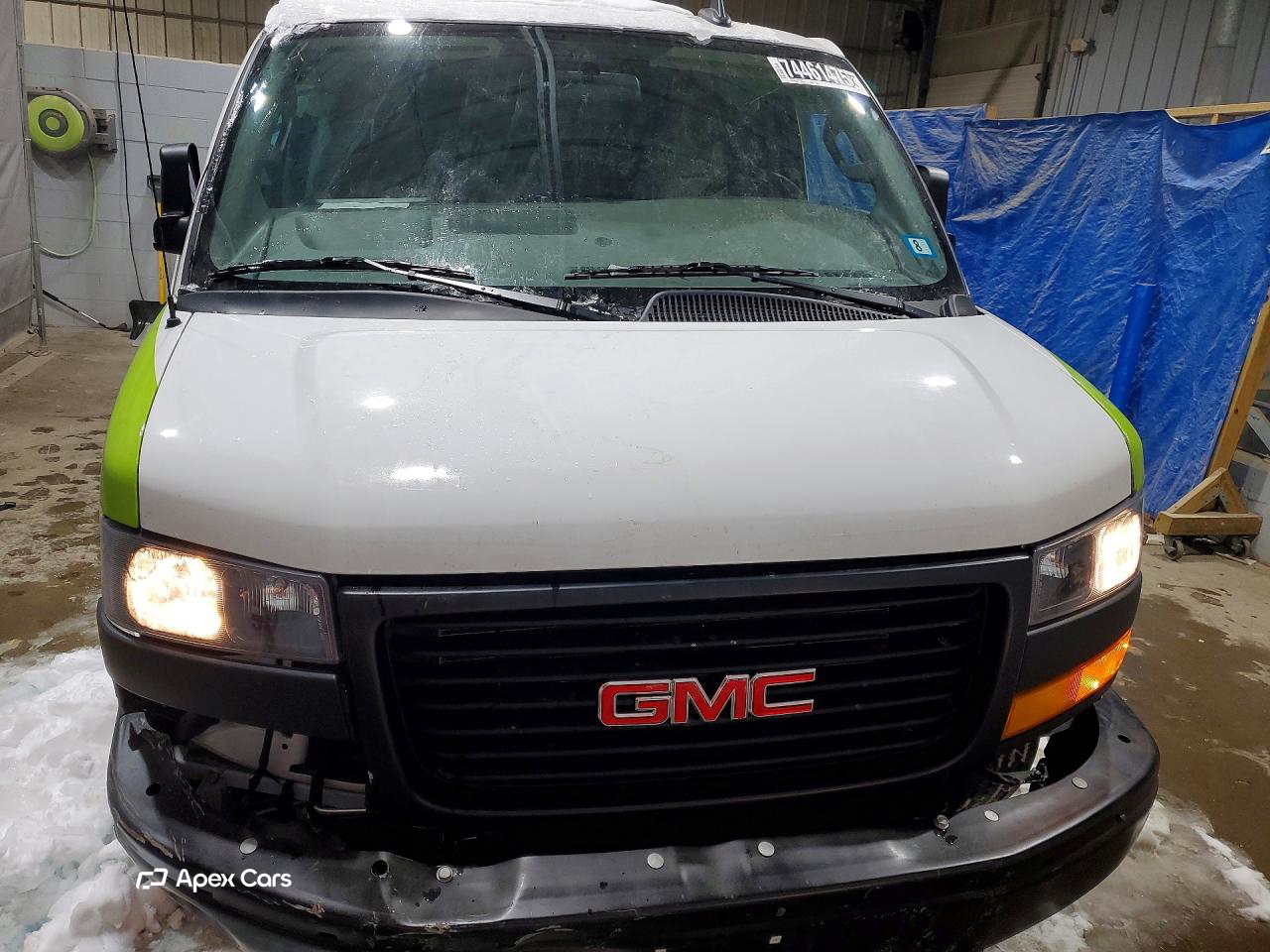 GMC Savana 2025