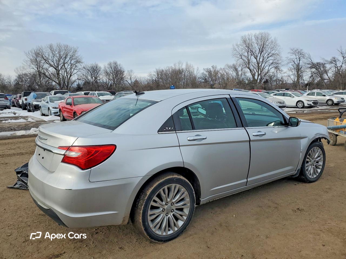 Chrysler 200 2012