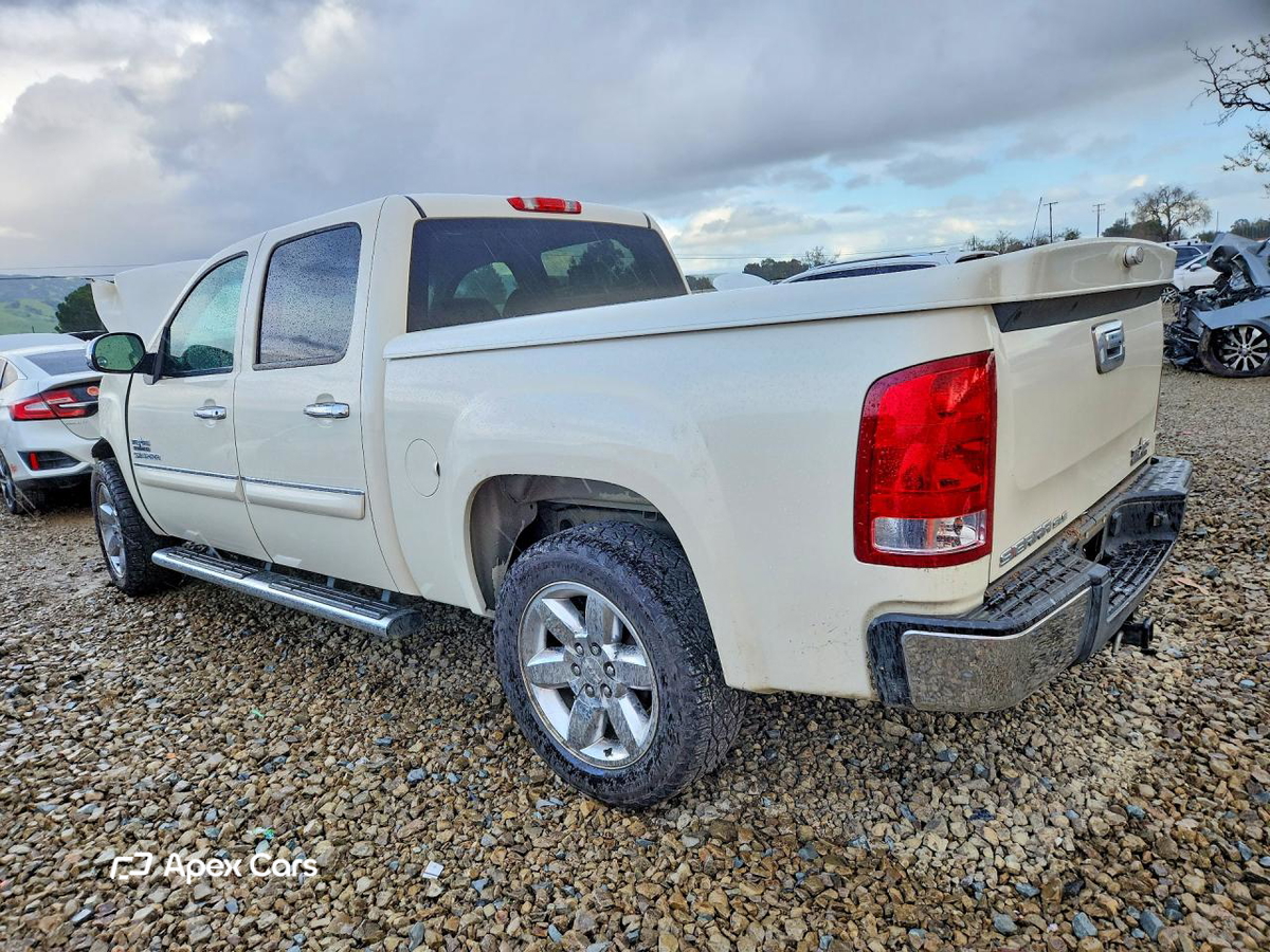 GMC Sierra 2013