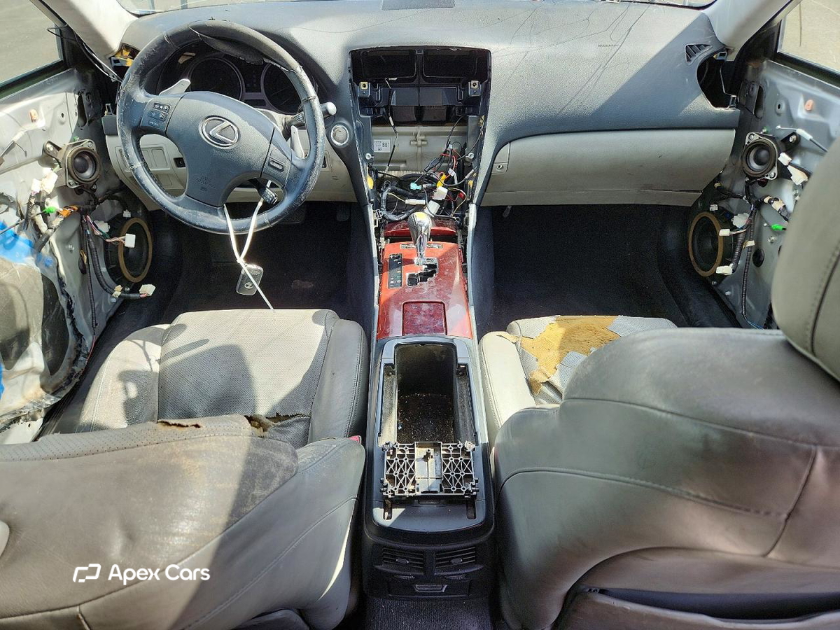 Lexus IS 2006