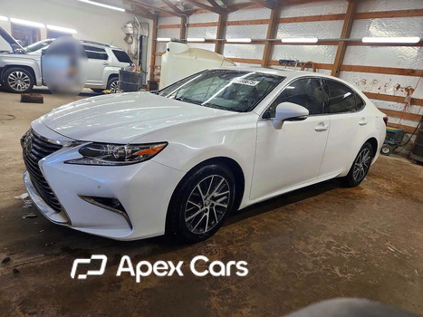 Lexus ES 2016 - Image 1 of 13