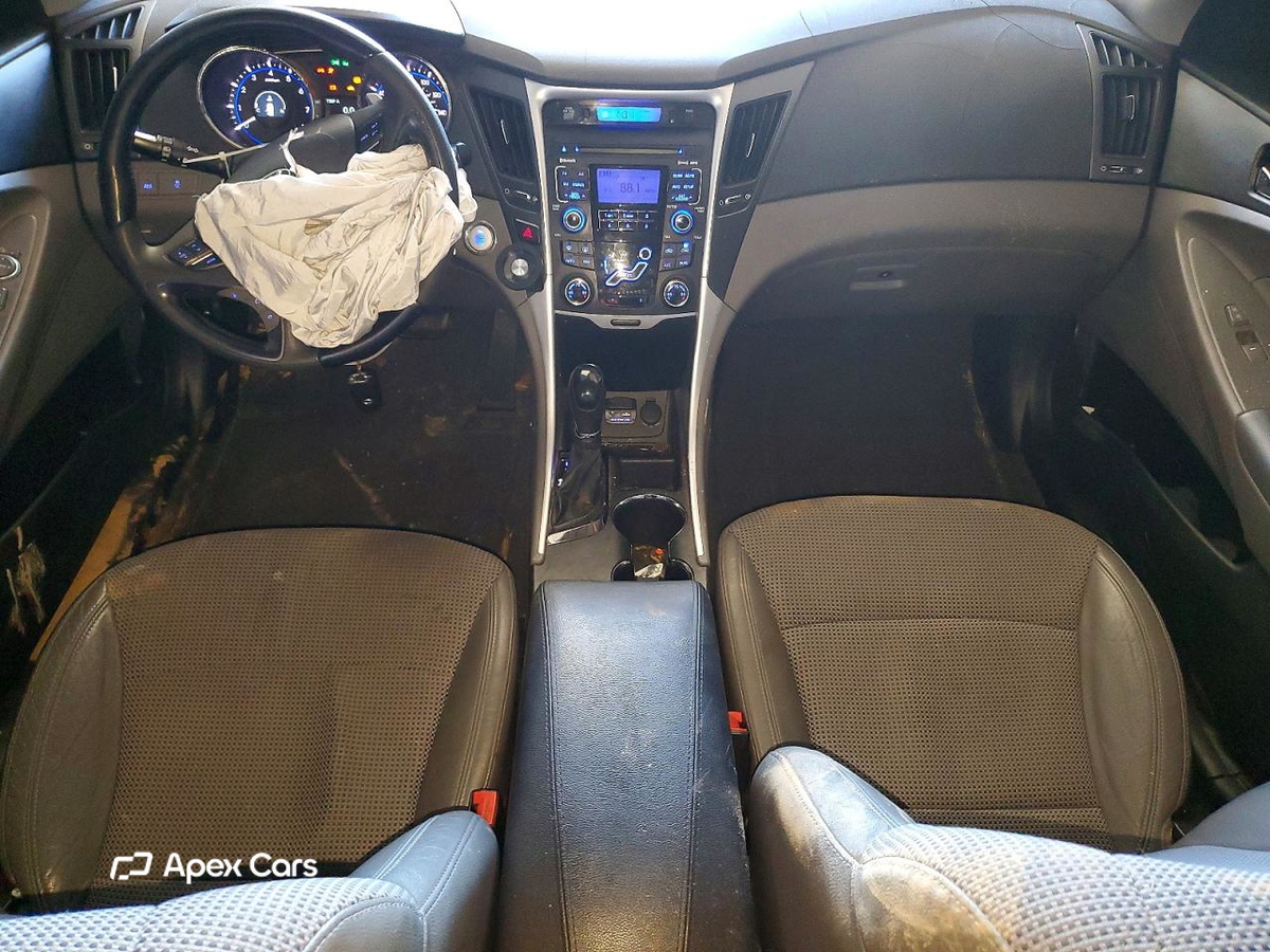 Hyundai Sonata 2011