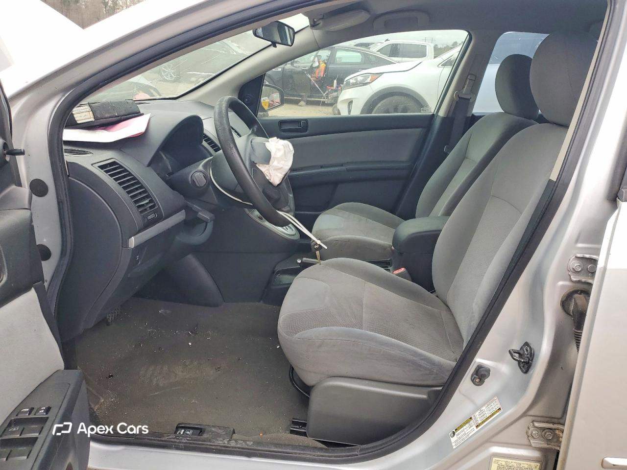 Nissan Sentra 2011