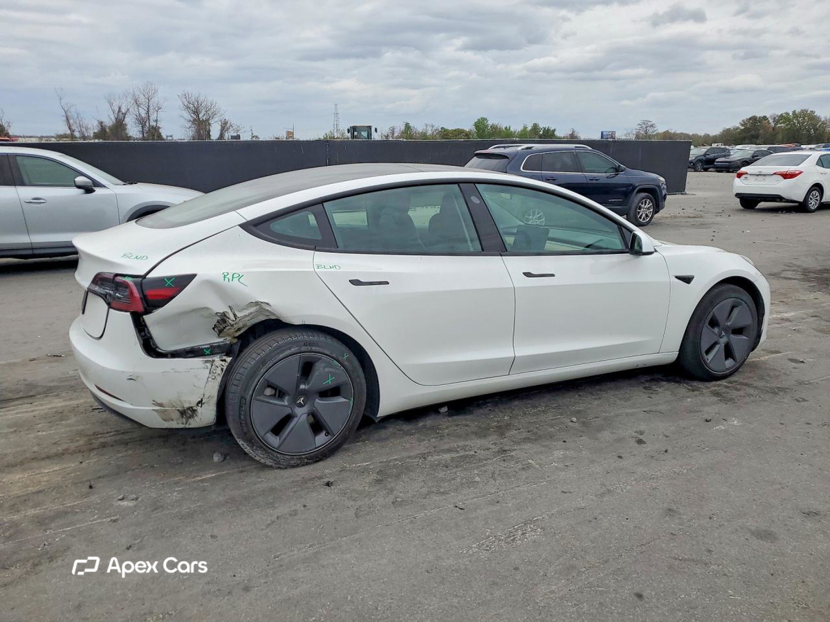 Tesla Model 3 2021