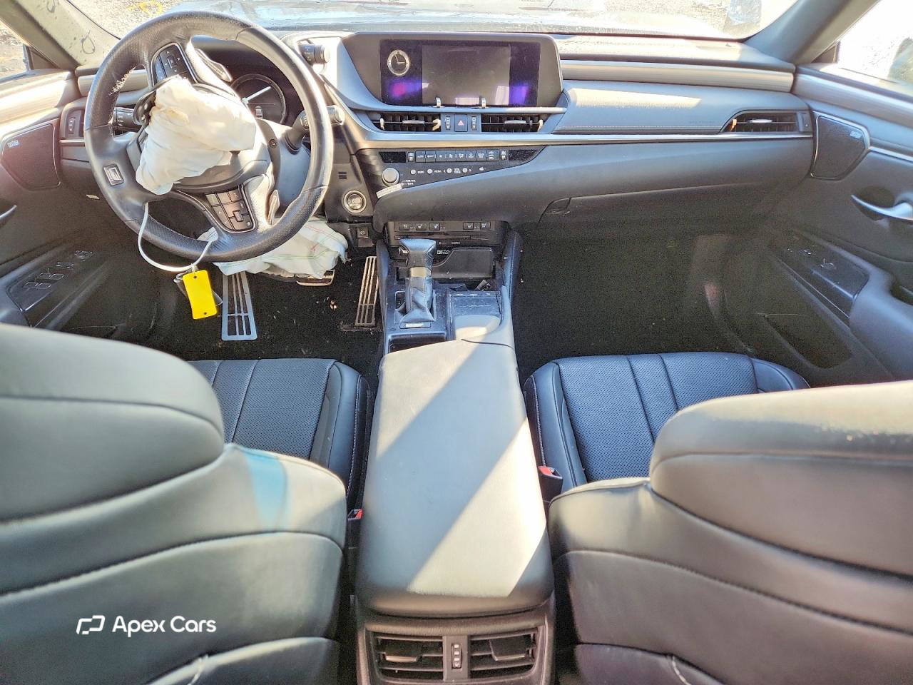 Lexus ES 2021