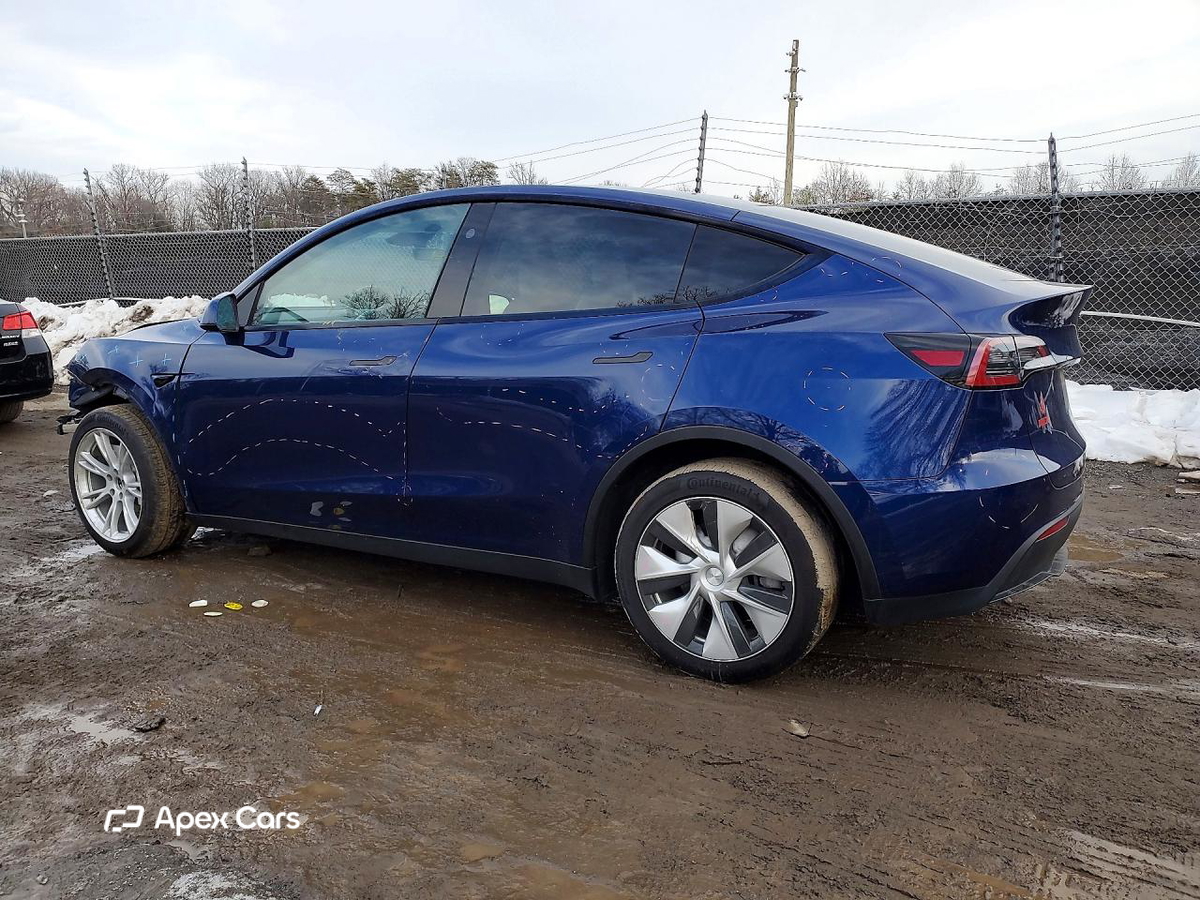 Tesla Model Y 2023