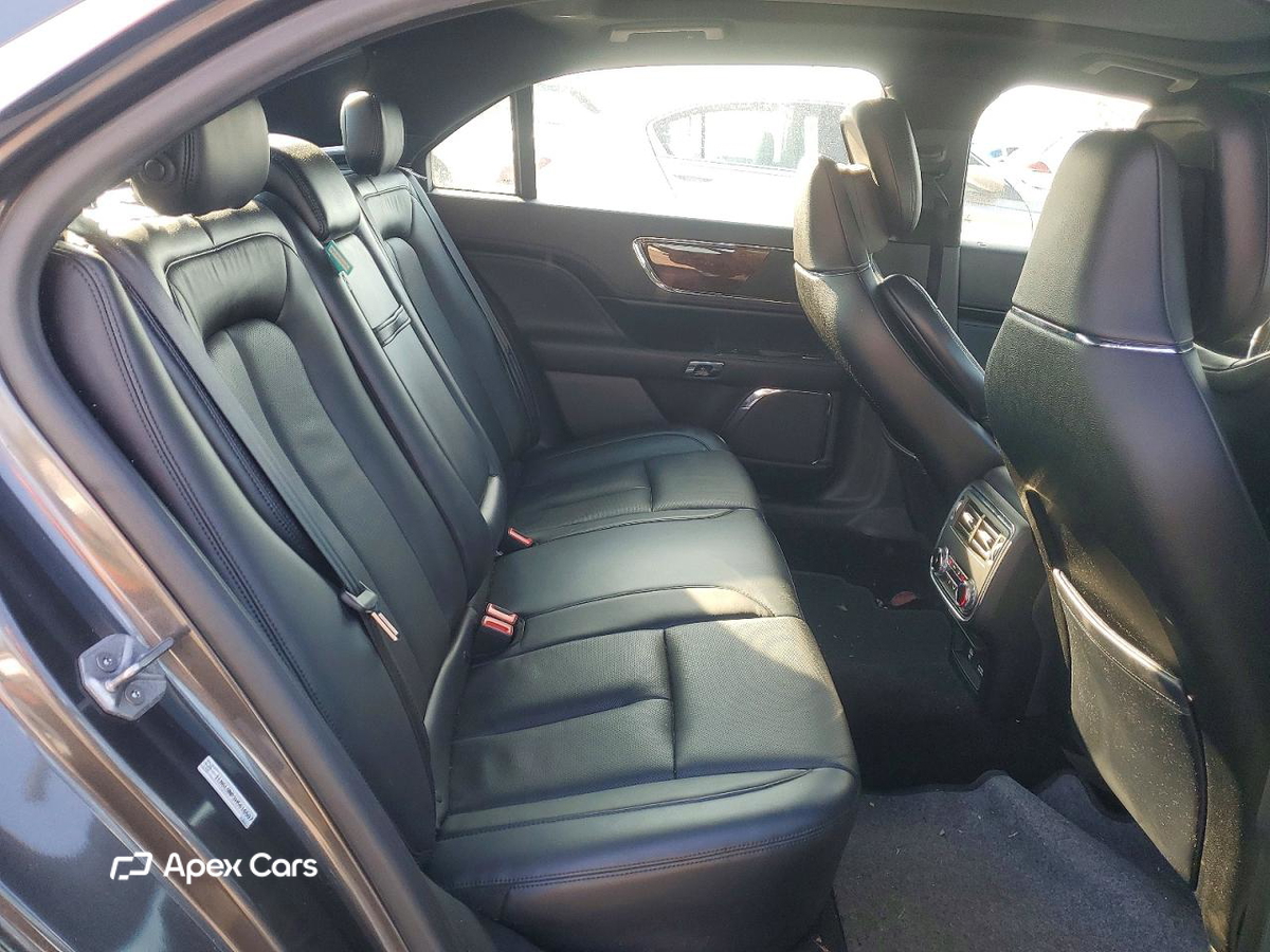Lincoln Continental 2017