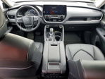 Toyota Highlander 2025