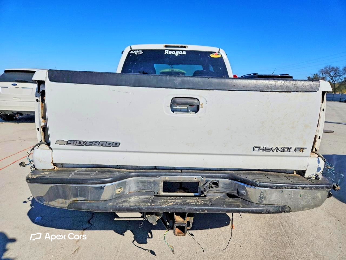 Chevrolet Silverado 2004