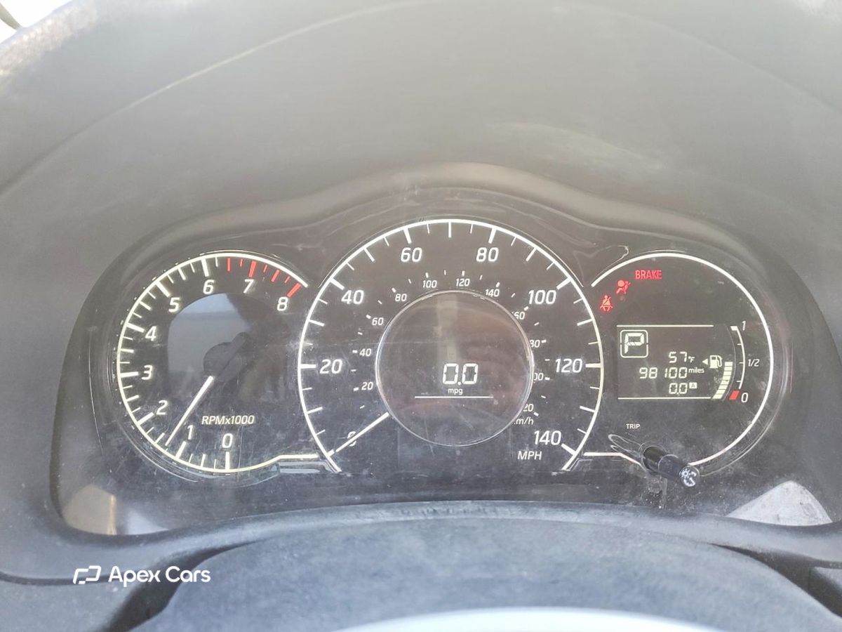 Nissan Versa 2015