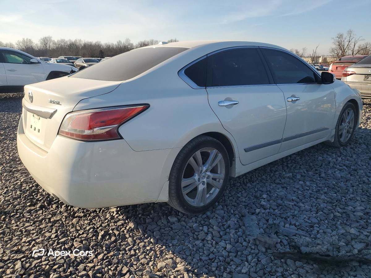 Nissan Altima 2014