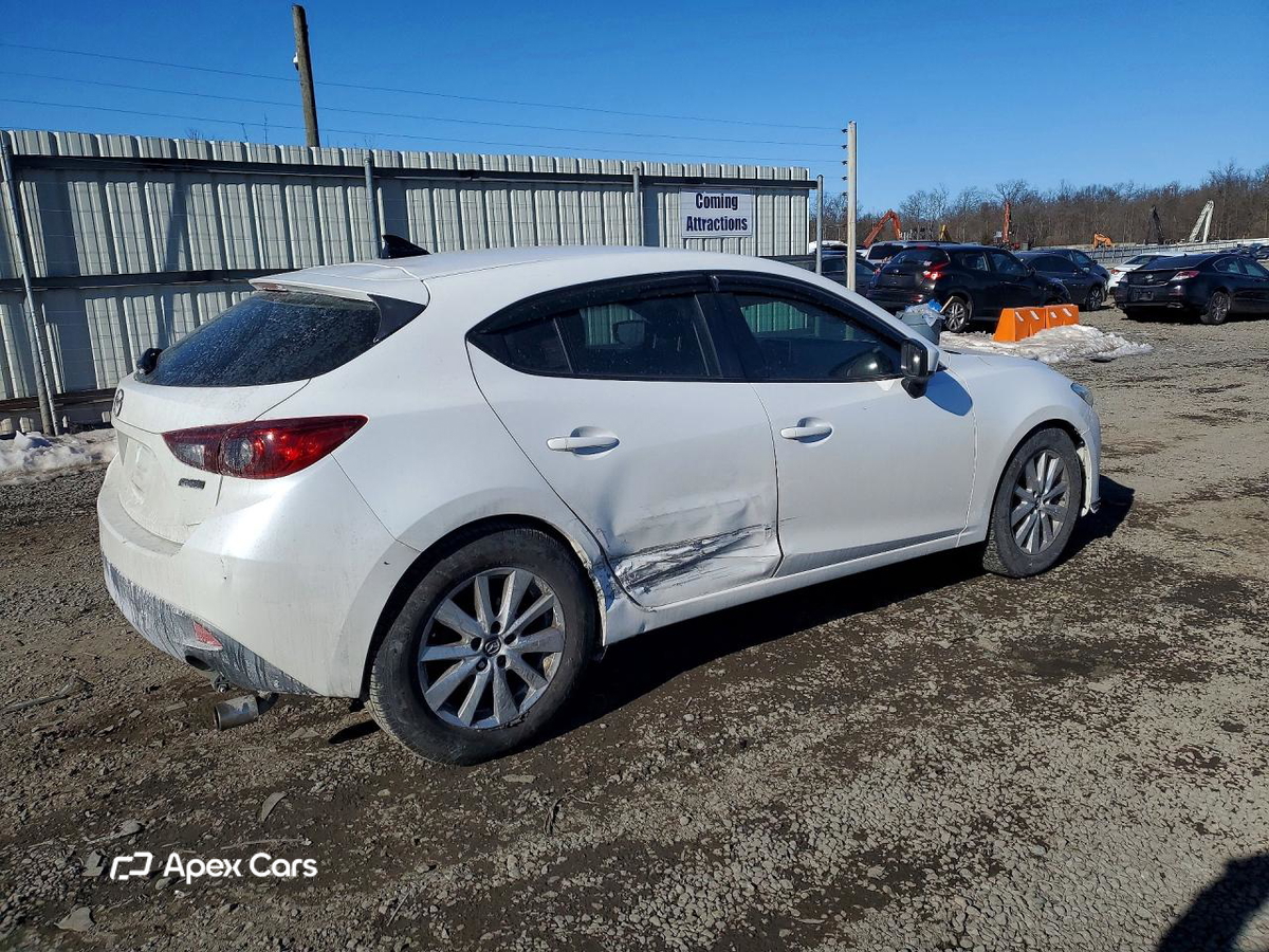Mazda 3 2016