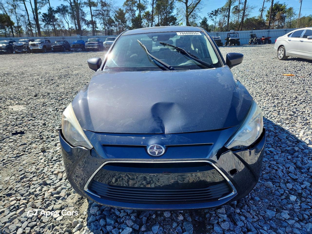 Scion iA 2016