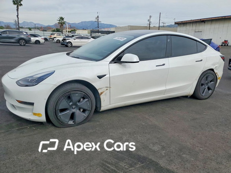 Tesla Model 3 2022 - Image 1 of 13