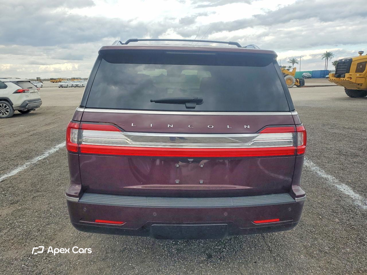 Lincoln Navigator 2021