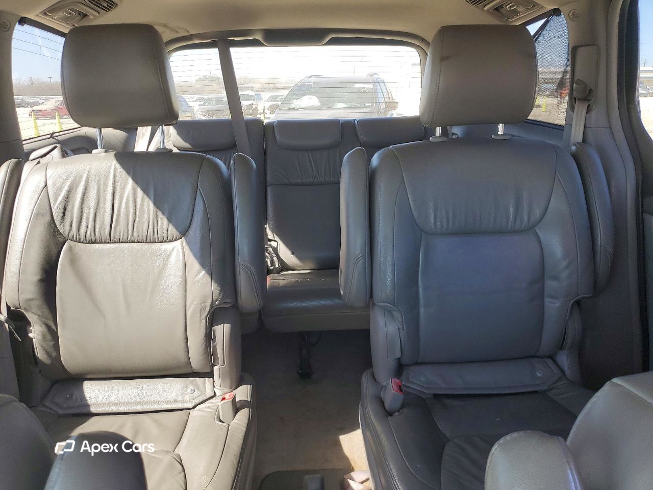 Toyota Sienna 2010