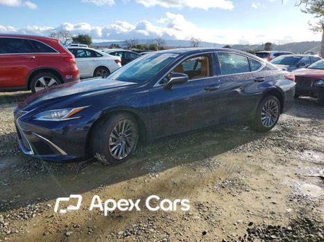 Lexus ES 2025 - Image 1 of 12