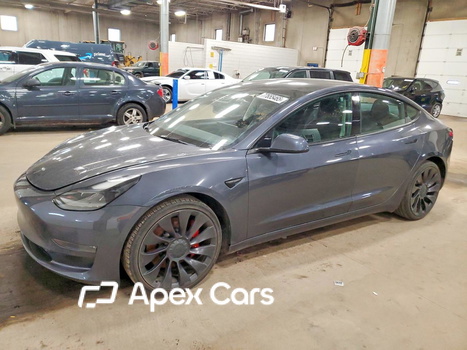 Tesla Model 3 2022 - Image 1 of 13