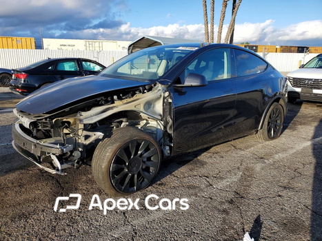Tesla Model Y 2024 - Zdjęcie 1 z 13