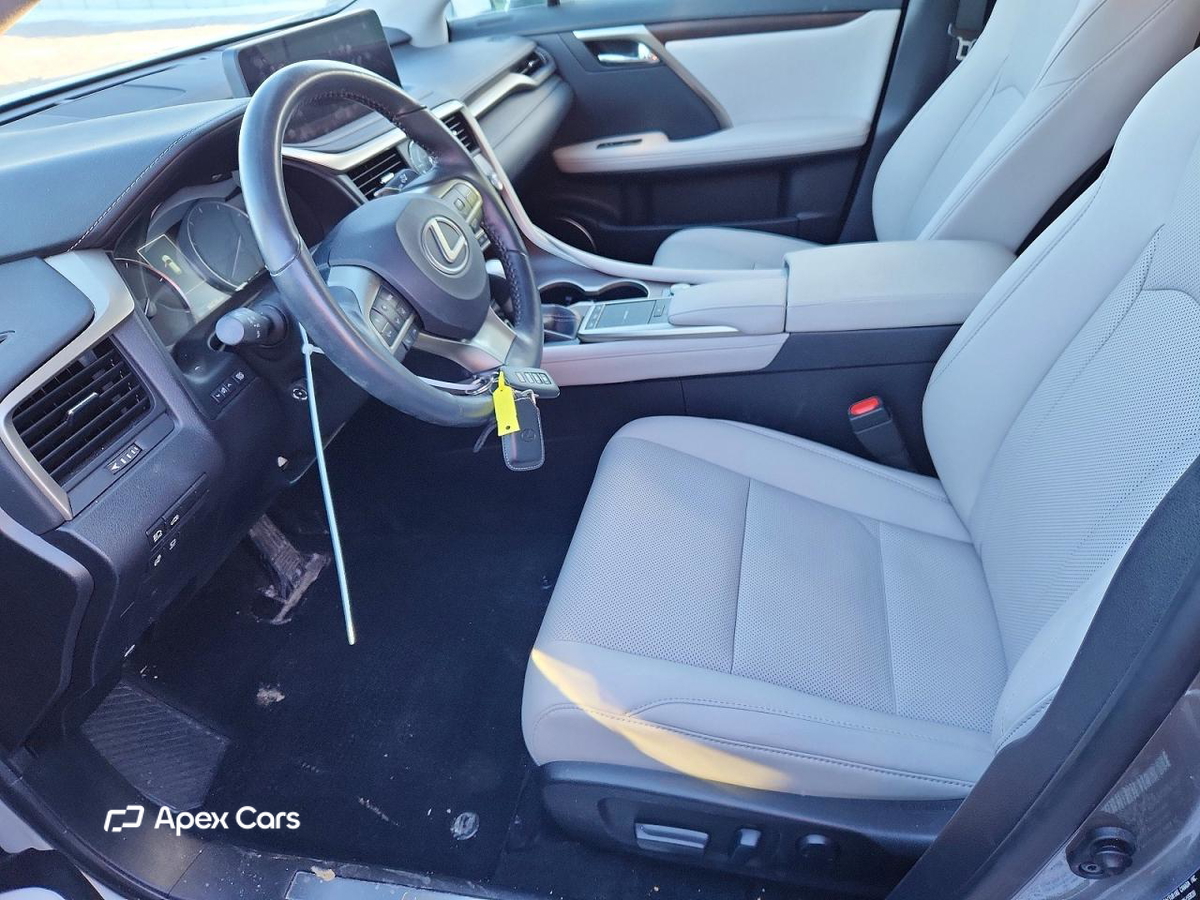Lexus RX 2021