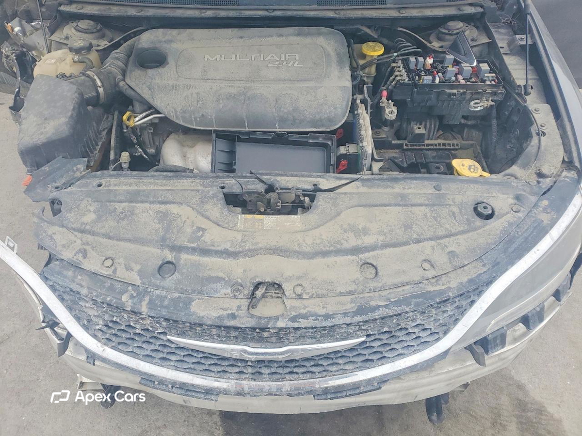 Chrysler 200 2015