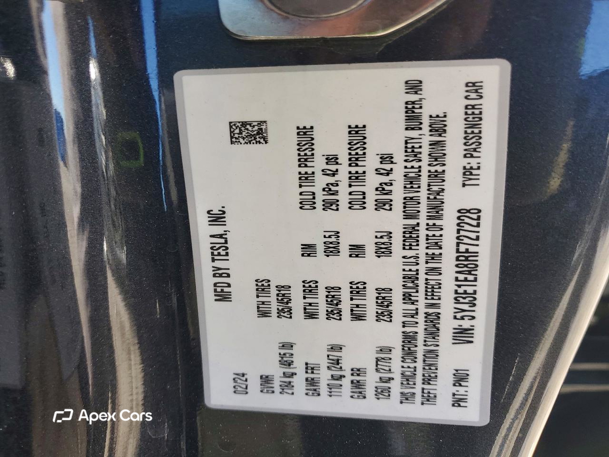 Tesla Model 3 2024