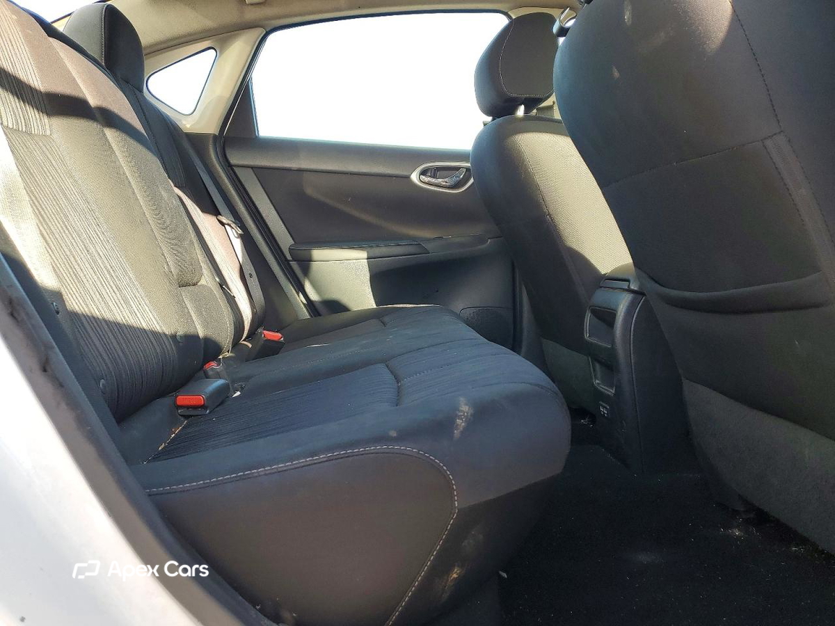 Nissan Sentra 2018