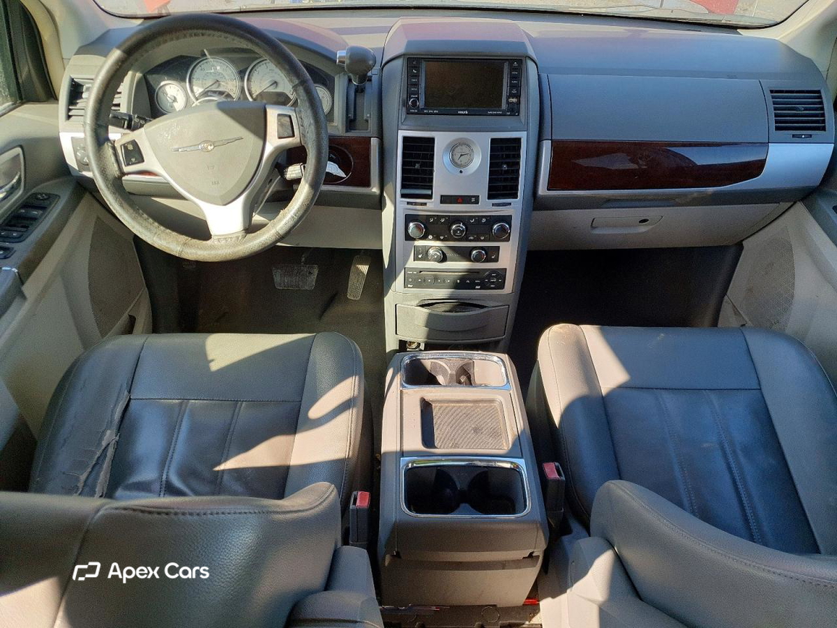 Chrysler Voyager 2010