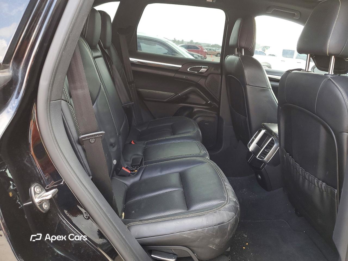 Porsche Cayenne 2016