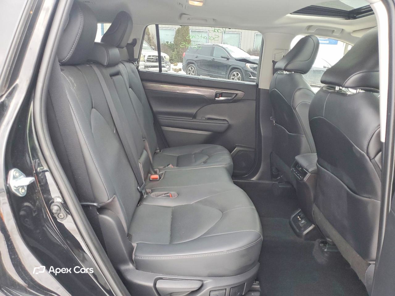 Toyota Highlander 2021