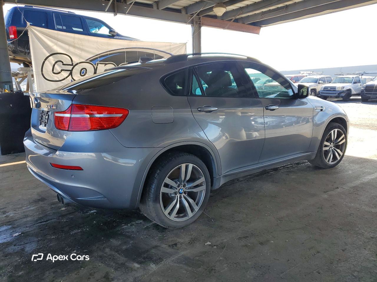 BMW X6 2011
