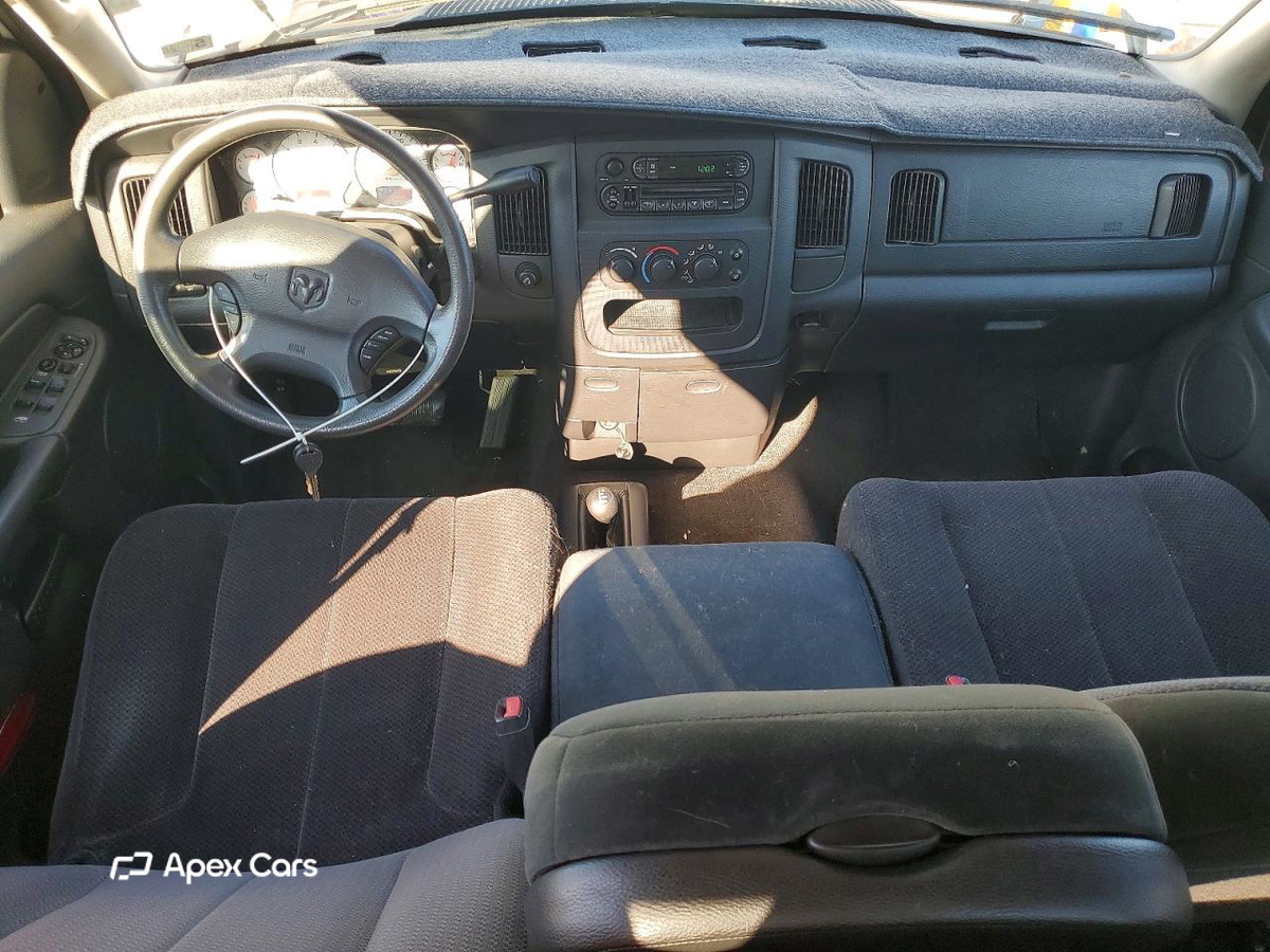 Dodge RAM 2003