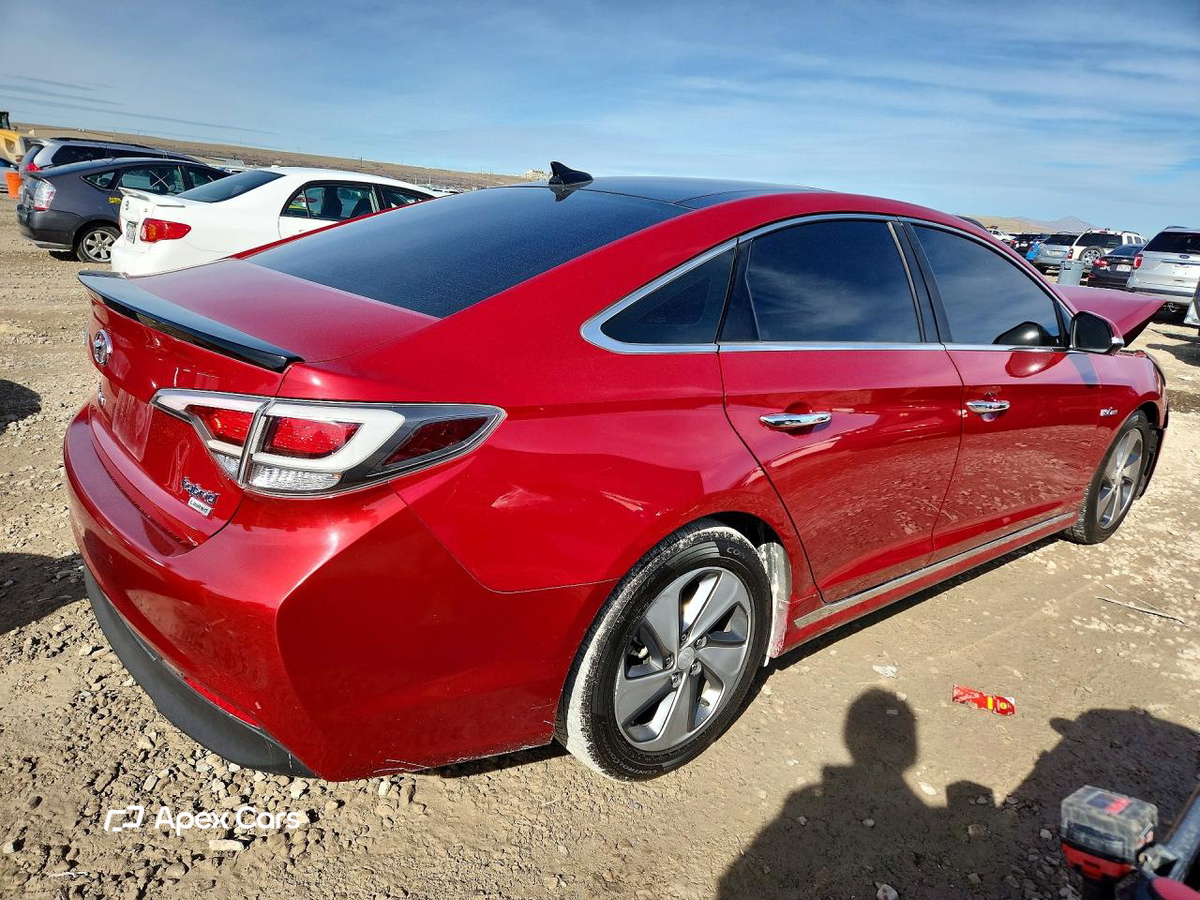 Hyundai  2016