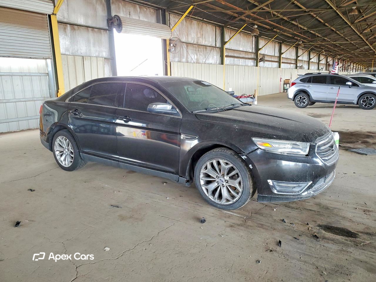 Ford Taurus 2015