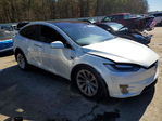 Tesla Model X 2017