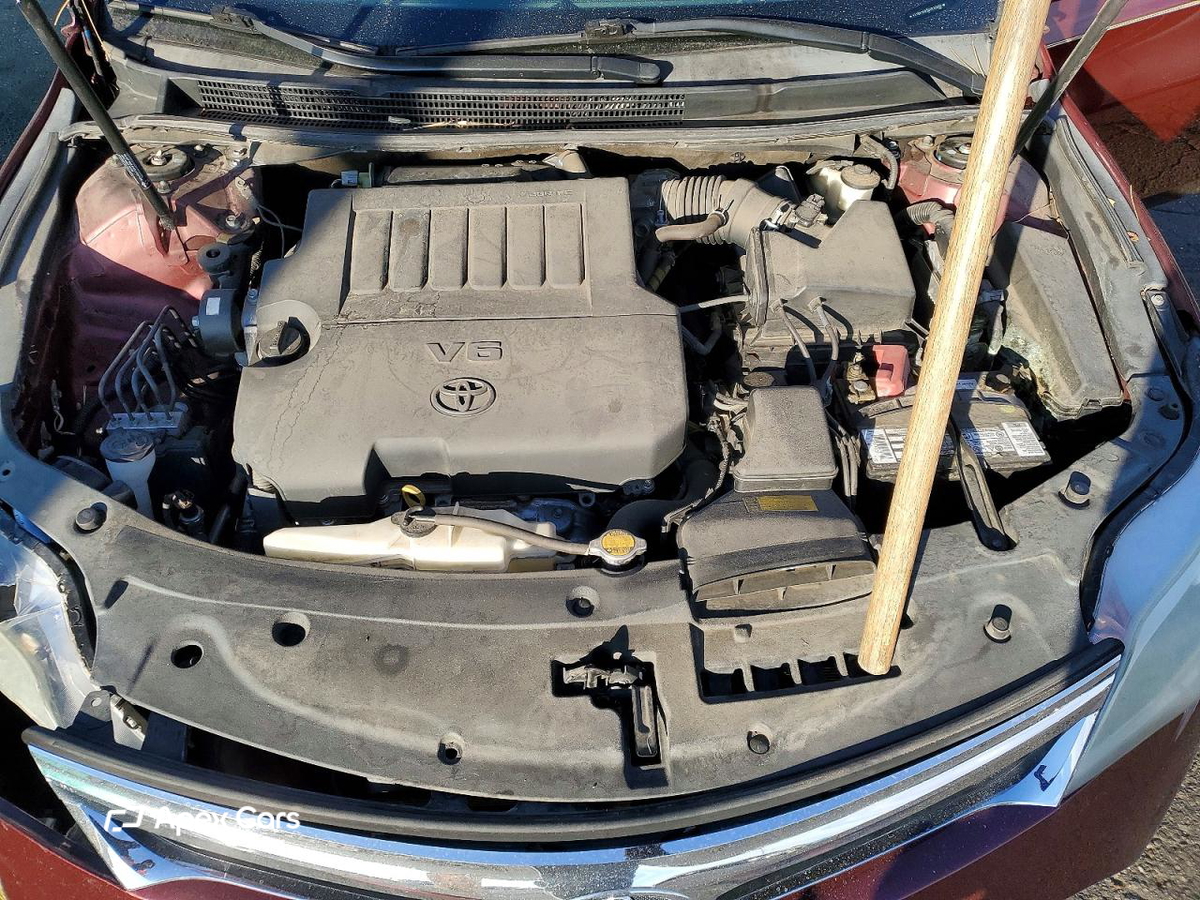 Toyota Avalon 2013