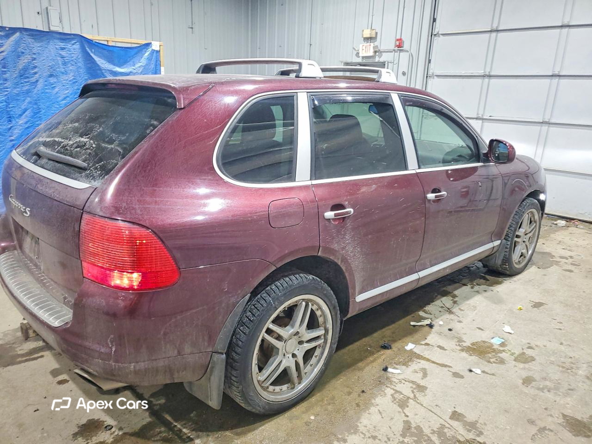 Porsche Cayenne 2005