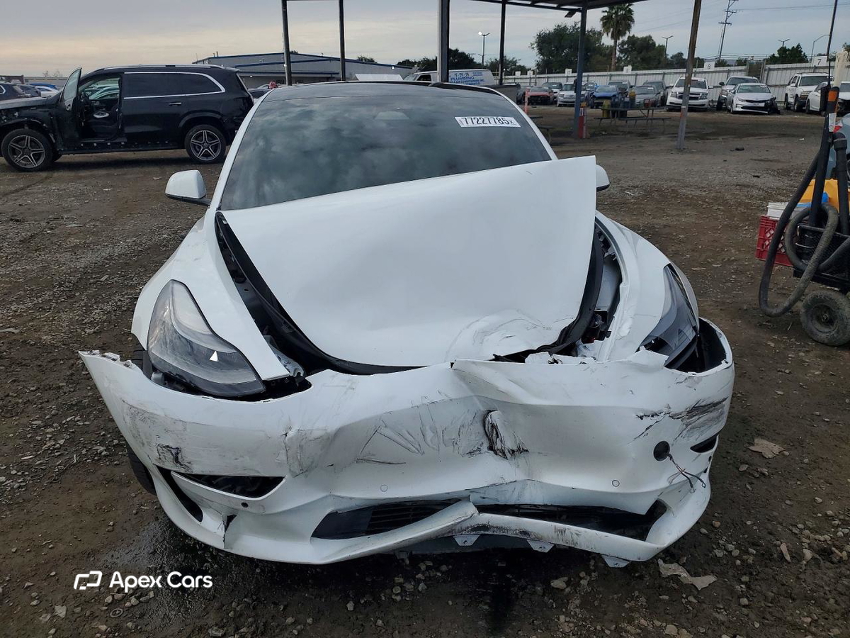 Tesla Model 3 2022