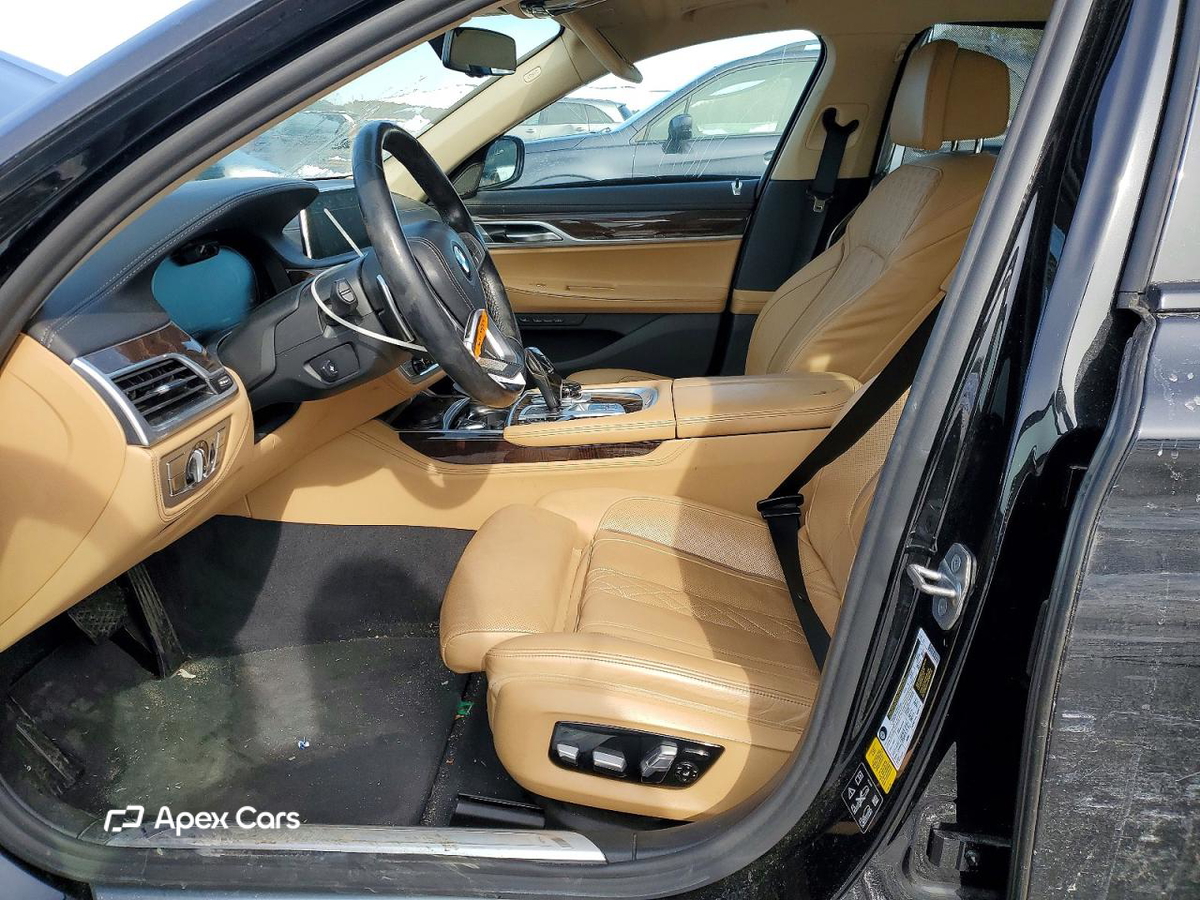 BMW Series 7 2021