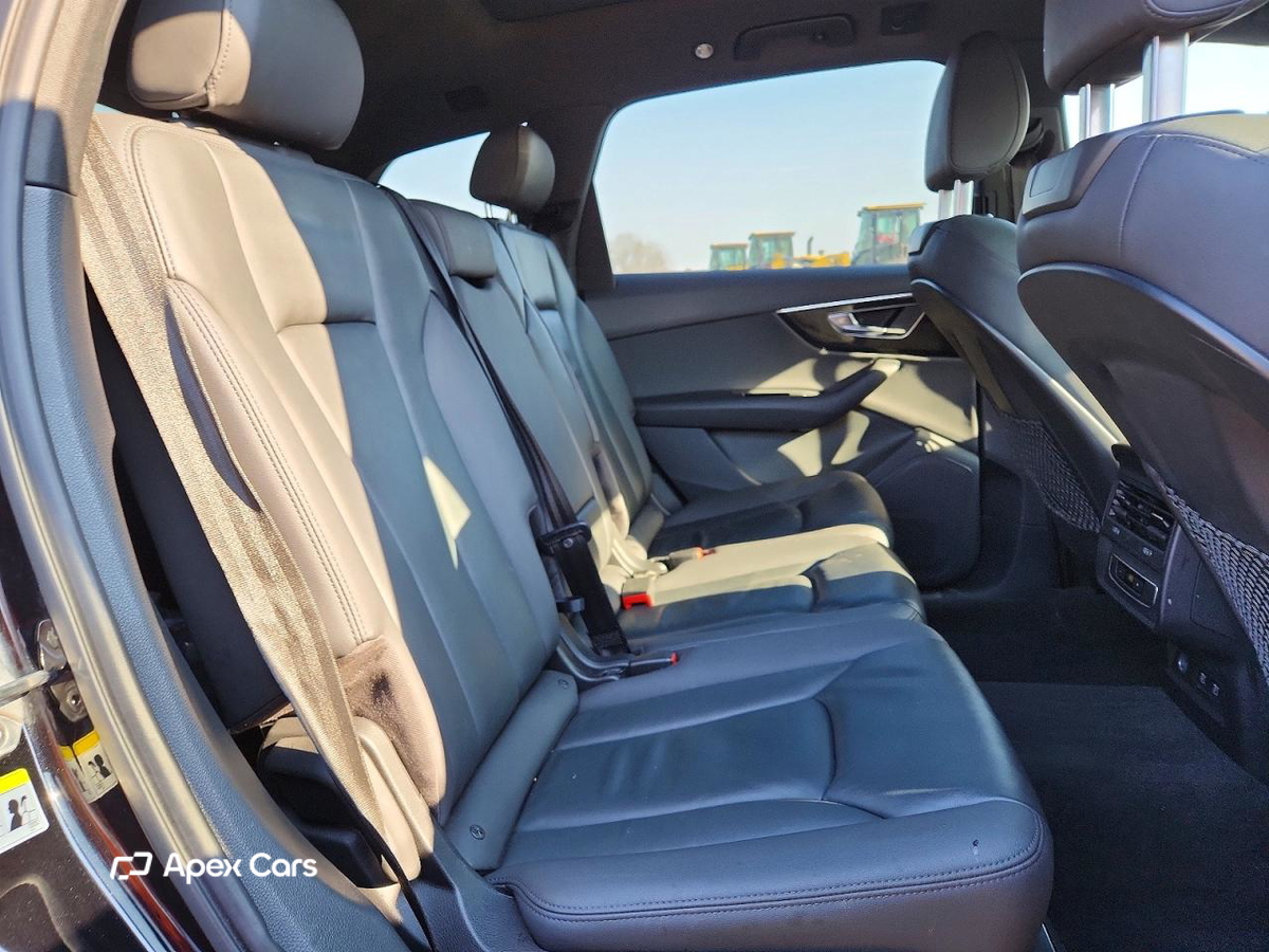 Audi Q7 2021