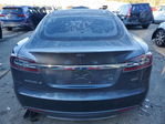 Tesla Model S 2016