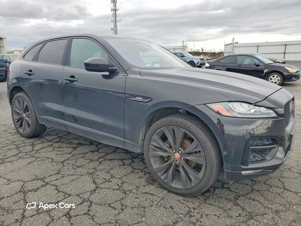 Jaguar F-Pace 2017