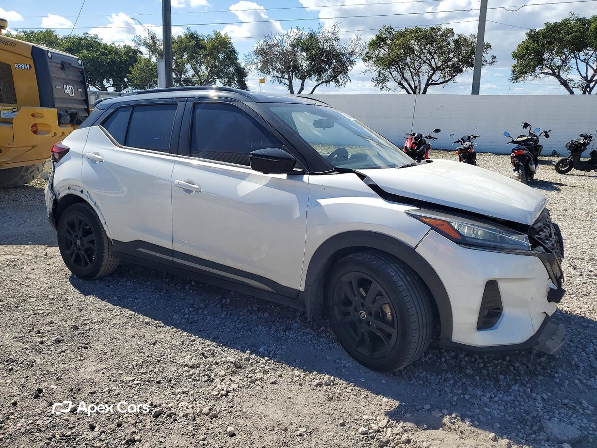 Nissan Kicks 2021