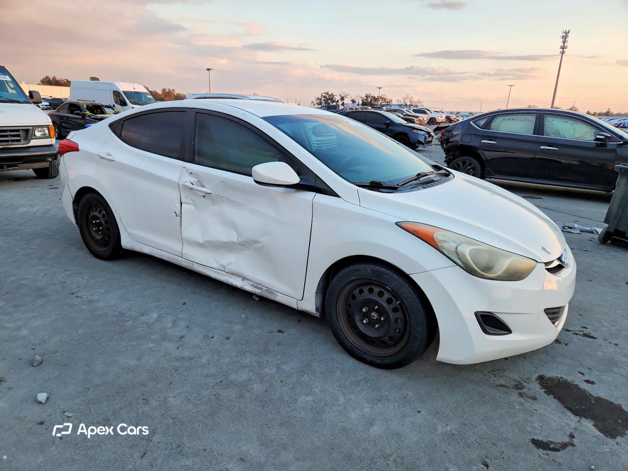 Hyundai Elantra 2013